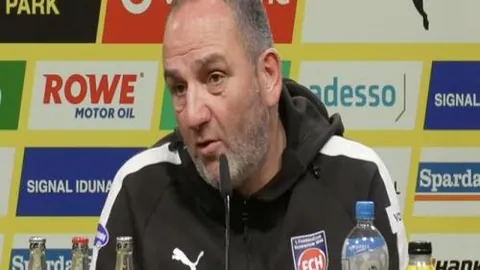 “徐梦桃勇夺自由式滑雪空中技巧金牌，中国男队亚冬会三甲全揽！”